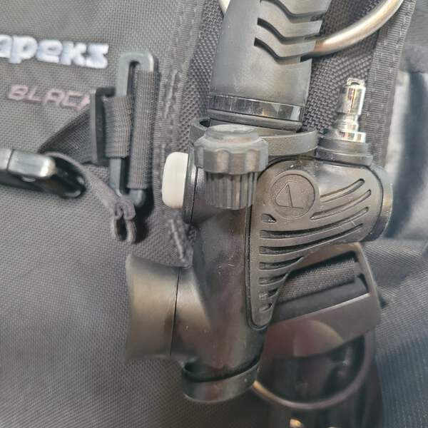 Apeks Black Ice BCD size XL/XXL