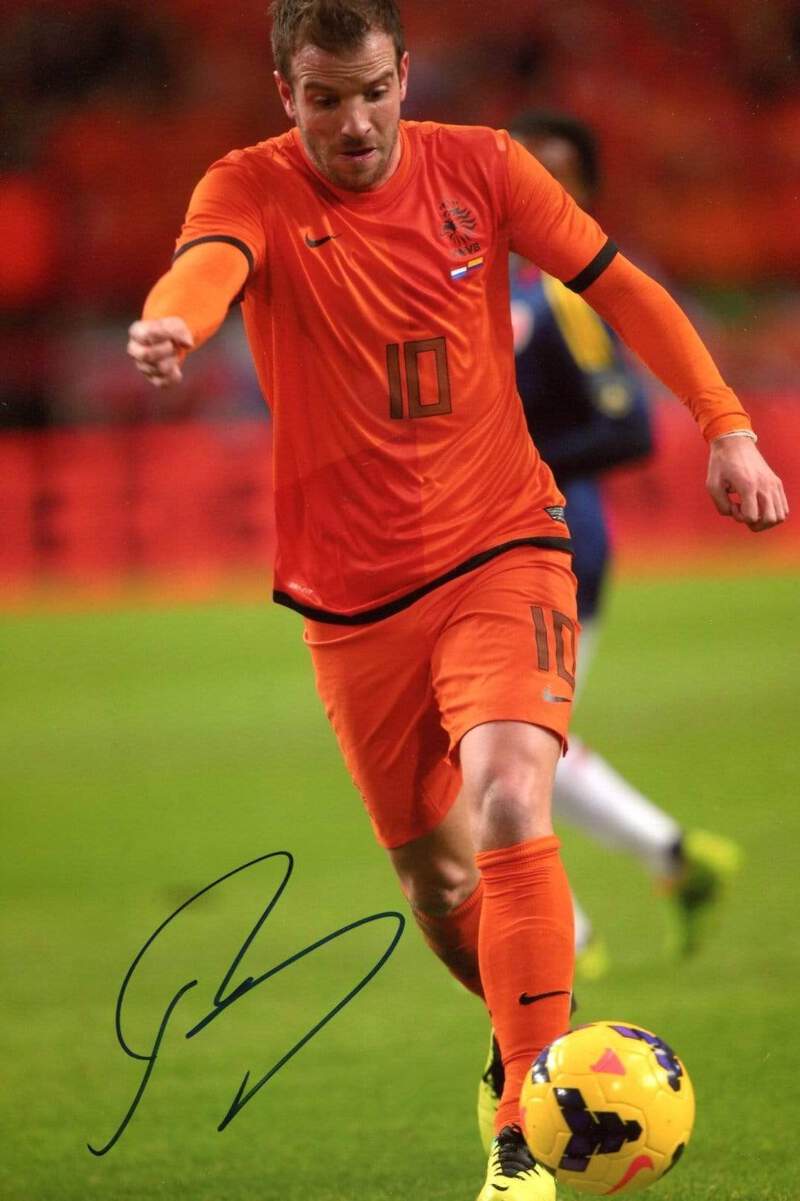 SOCCER Rafael van der Vaart NETHERLANDS NATIONAL TEAM autograph