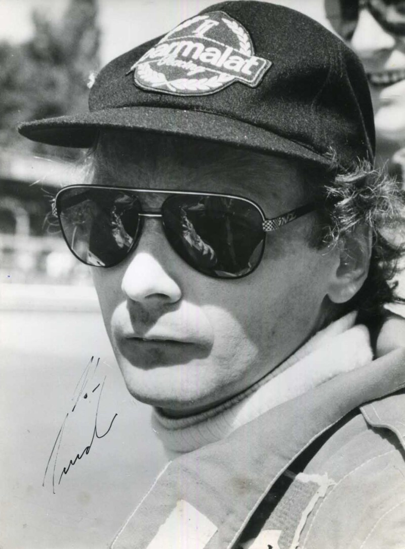 F1 ニキ・ラウダ　直筆サイン入りフォト 証明書付き 133286.png?width=800&etag=