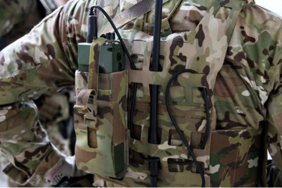 Blue Force Gear Multi-Radio Pouch | REALMENT