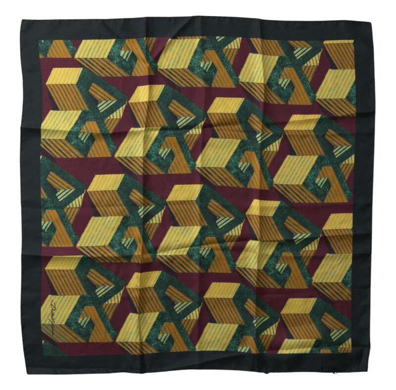 【関税＆送料込み】Dolce & Gabbana Multicolor Square Scarf Dolce & Gabbana Multicolor Printed Square Handkerchief Scarf