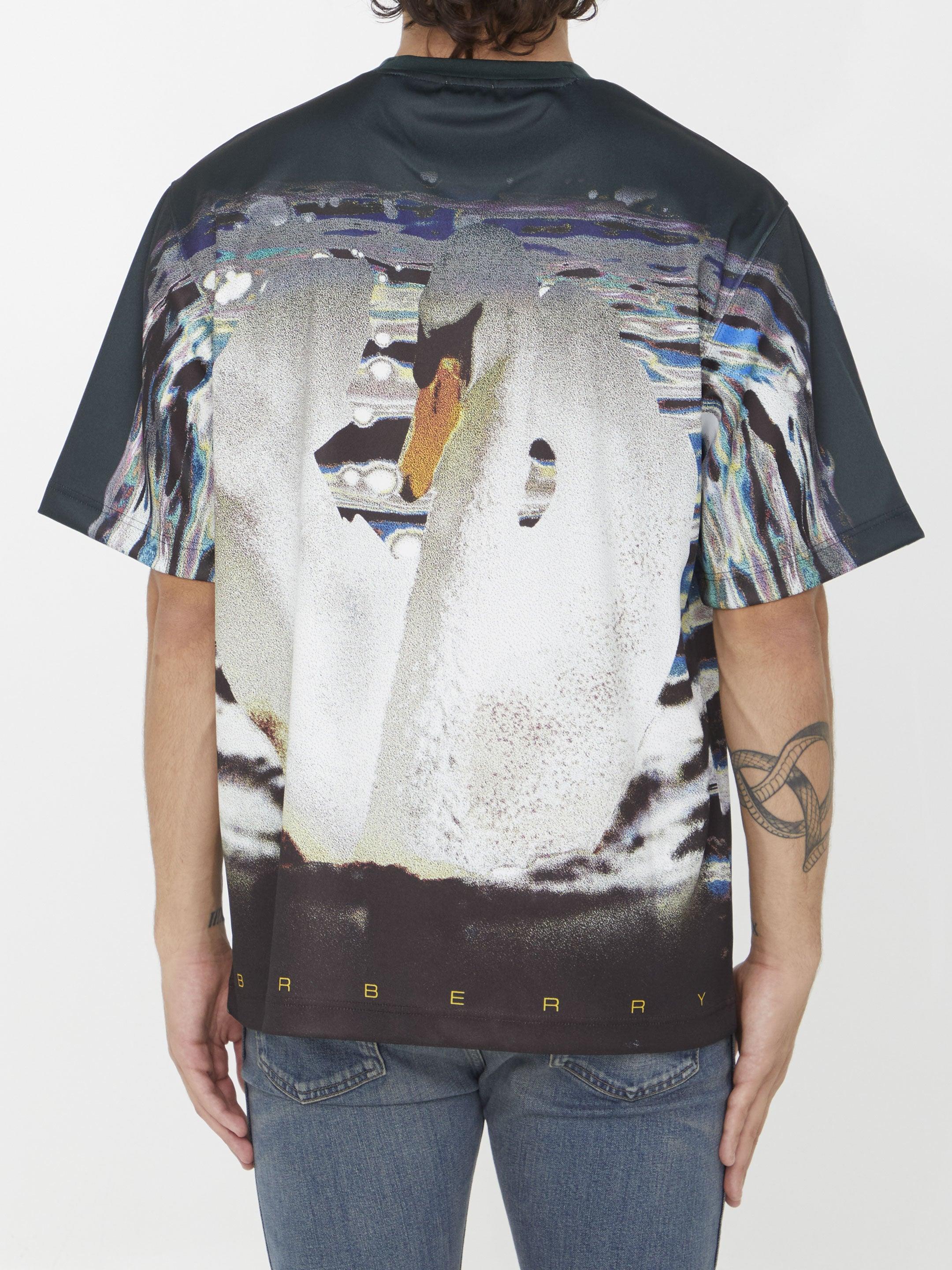 Burberry Swan T-shirt | eBay