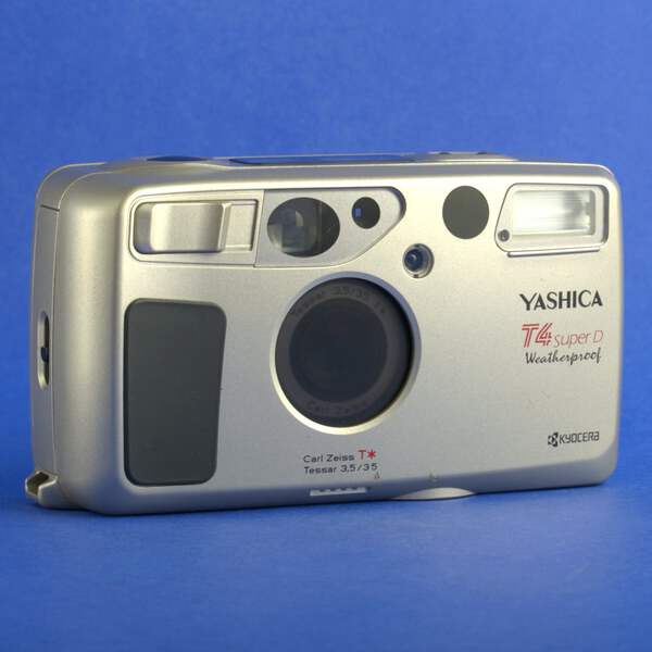 京セラ - YASHIKA T4 superD（KYOCERA） YASHICA KYOCERA T4 super D ヤシカ 京セラ コンパクトフィルム