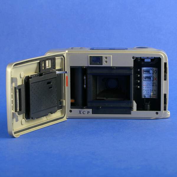 Yashica T4 Super D Weatherproof Film Camera | eBay