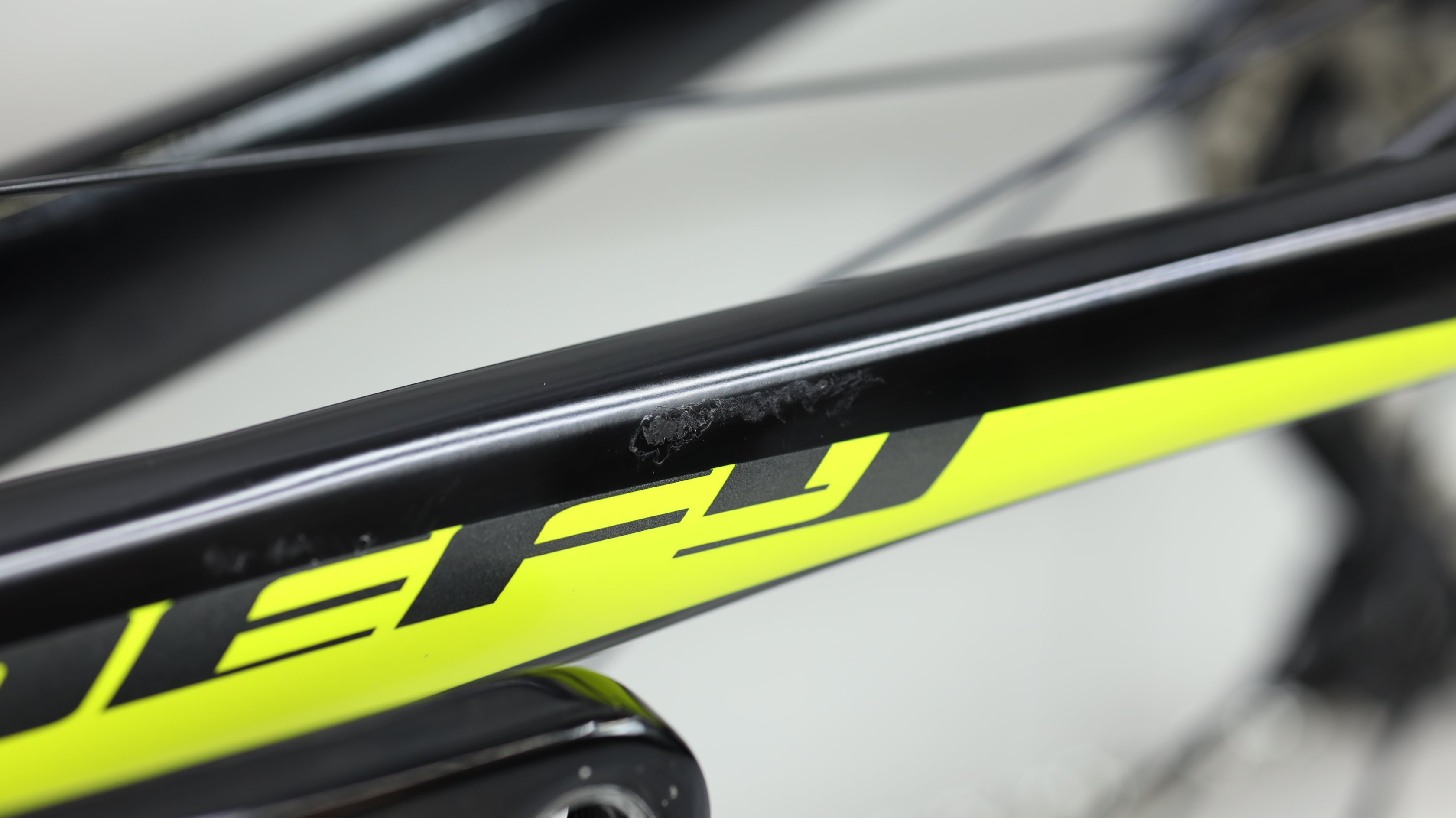 Giant Defy Advanced 1 In Carbon - Giant Bicycles GCC