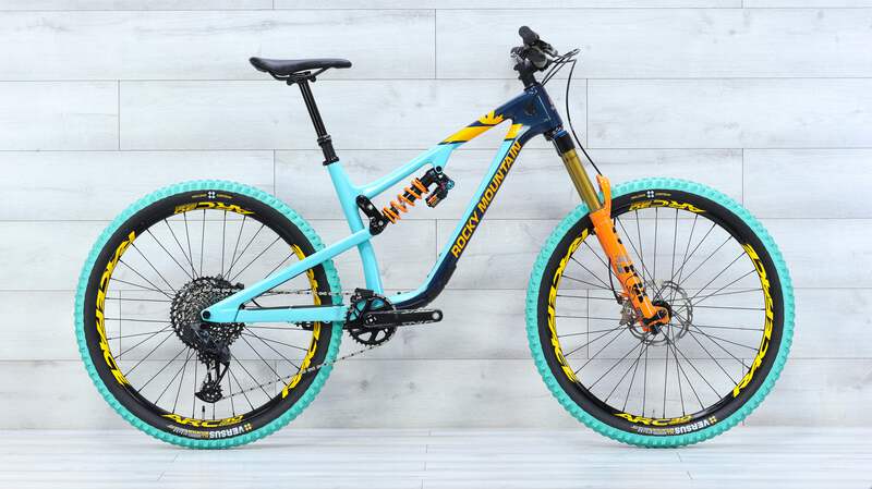 Mサイズ Altitude Carbon rockymountain Altitude Carbon 50