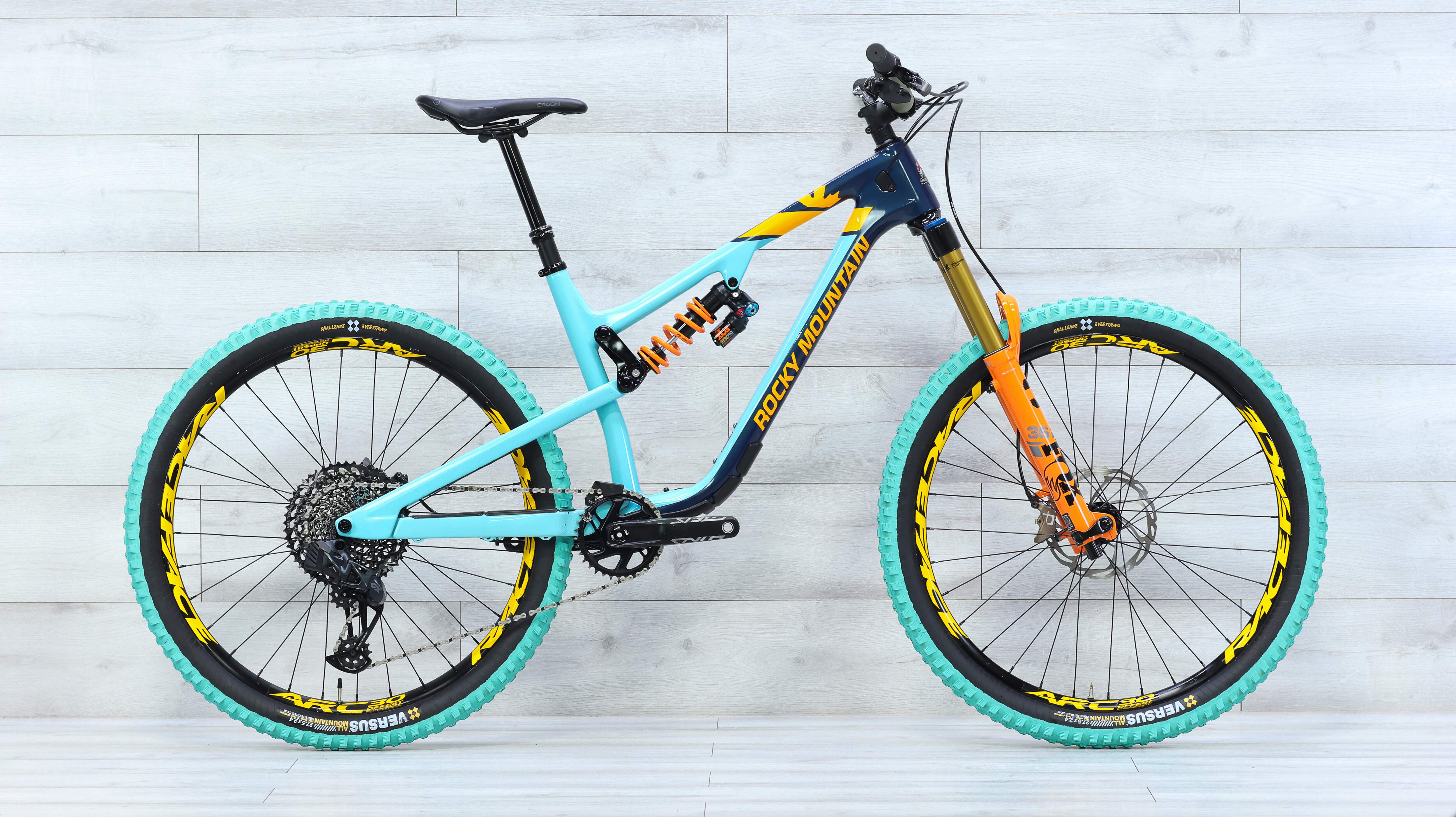 Mサイズ Altitude Carbon rockymountain Altitude Carbon 70 Coil