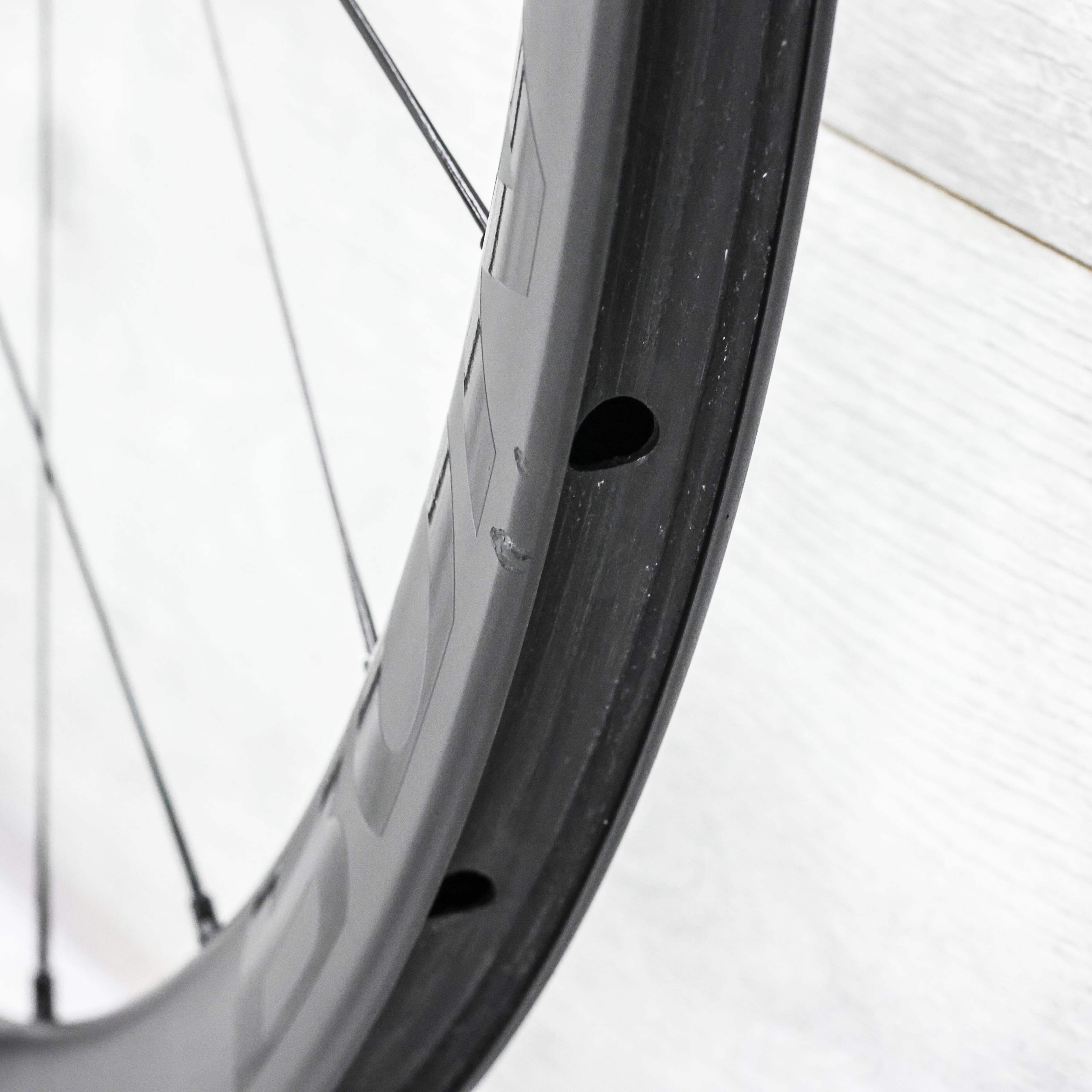 Bontrager Aeolus Pro 3 TLR Carbon Disc Wheelset – 700c, Tubeless