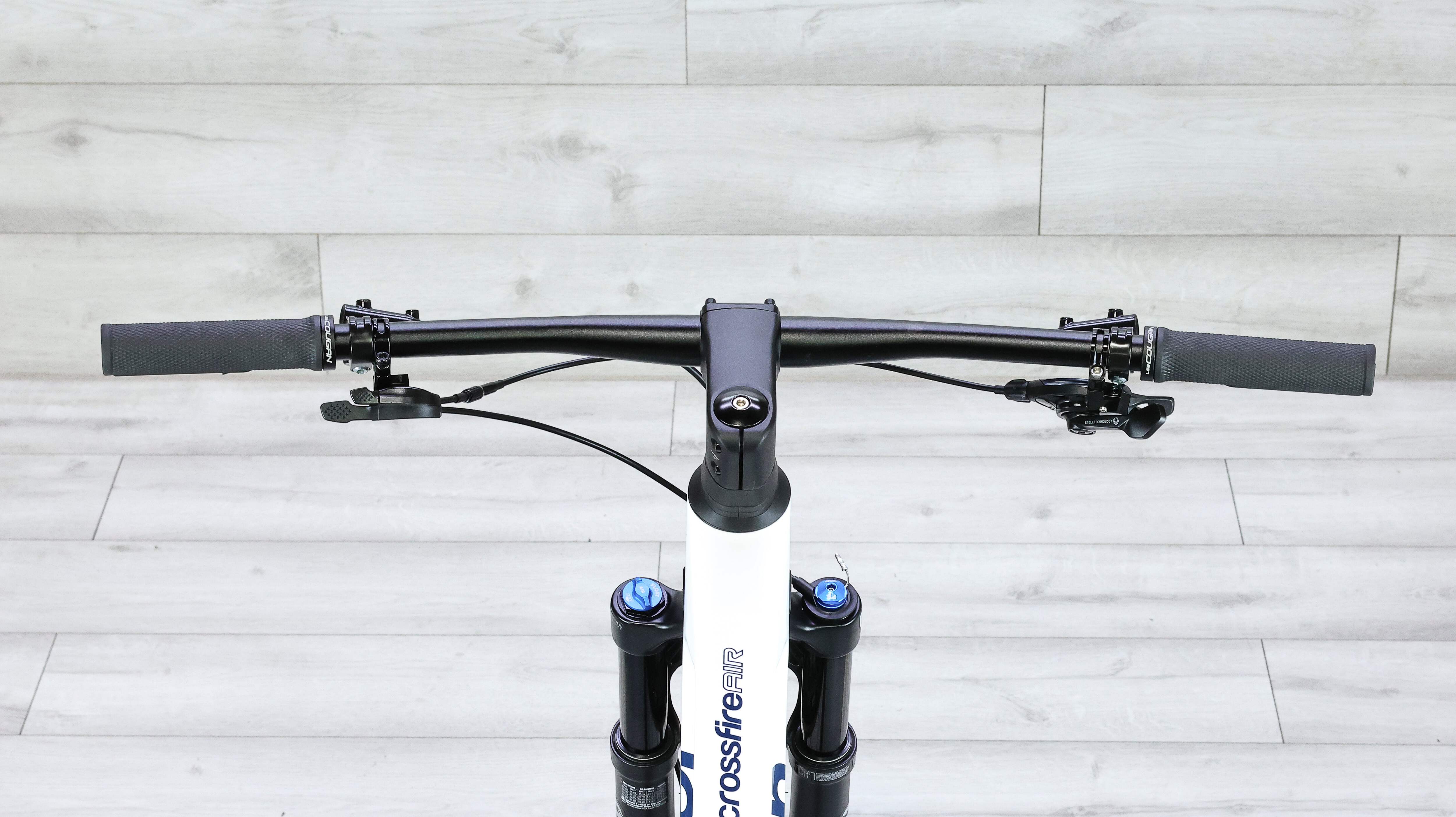 Lee Cougan Crossfire 428 Air Mountain Bike - 2024, Medium | eBay