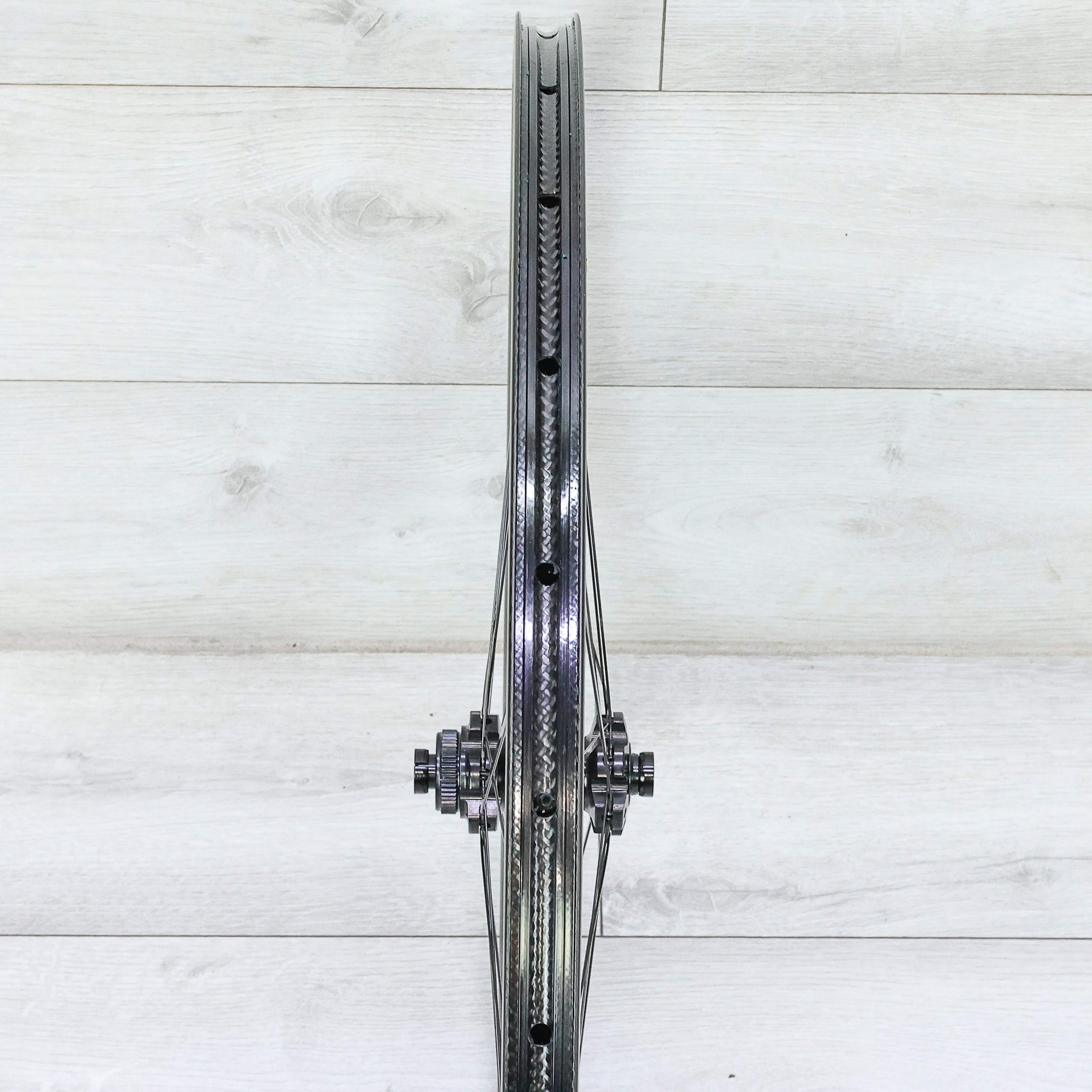 Mavic Ksyrium Pro TDF Edition Carbon Disc Wheelset - 700c, Center