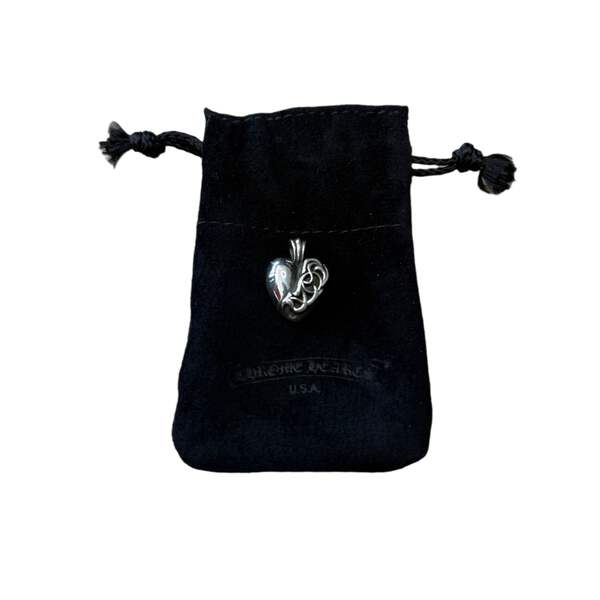 ◆入手困難◆CHROME HEARTS◆Silichrome CH Heart Pendant Grey Chrome Hearts Heart Pendant Collection - Chrome World - Shop