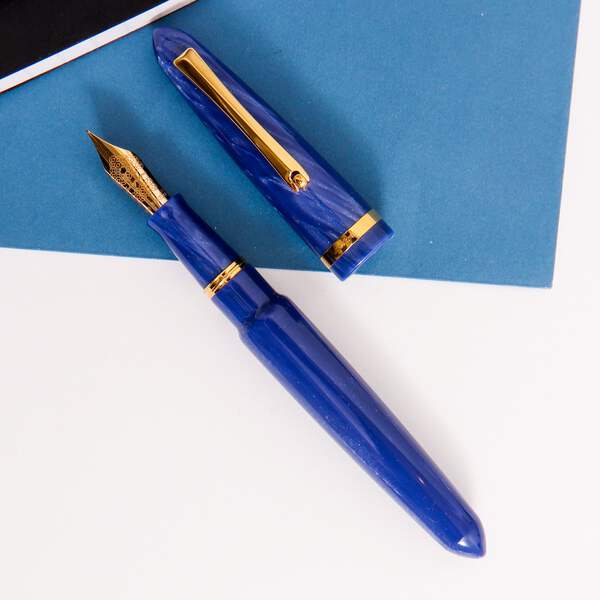 Montegrappa Venetia Celluloid Glittering Blue Fountain Pen