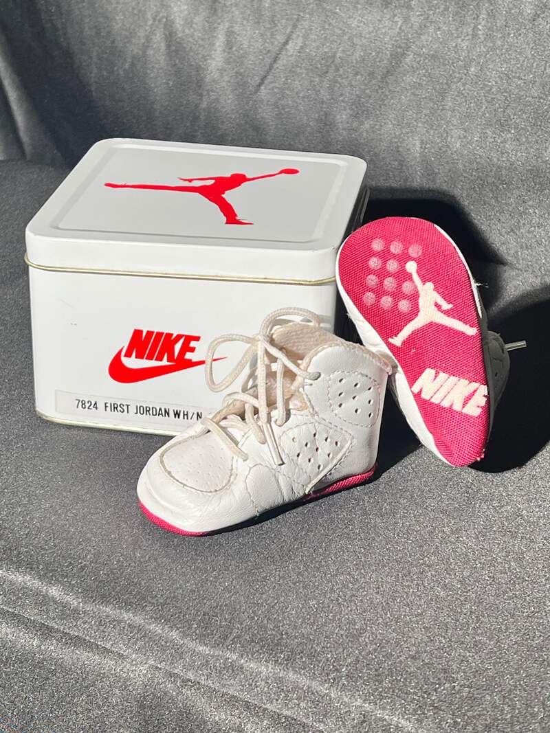 Nike - First Jordan Shoes - Size 1 - 7824 - 1990 - Baby Shoes