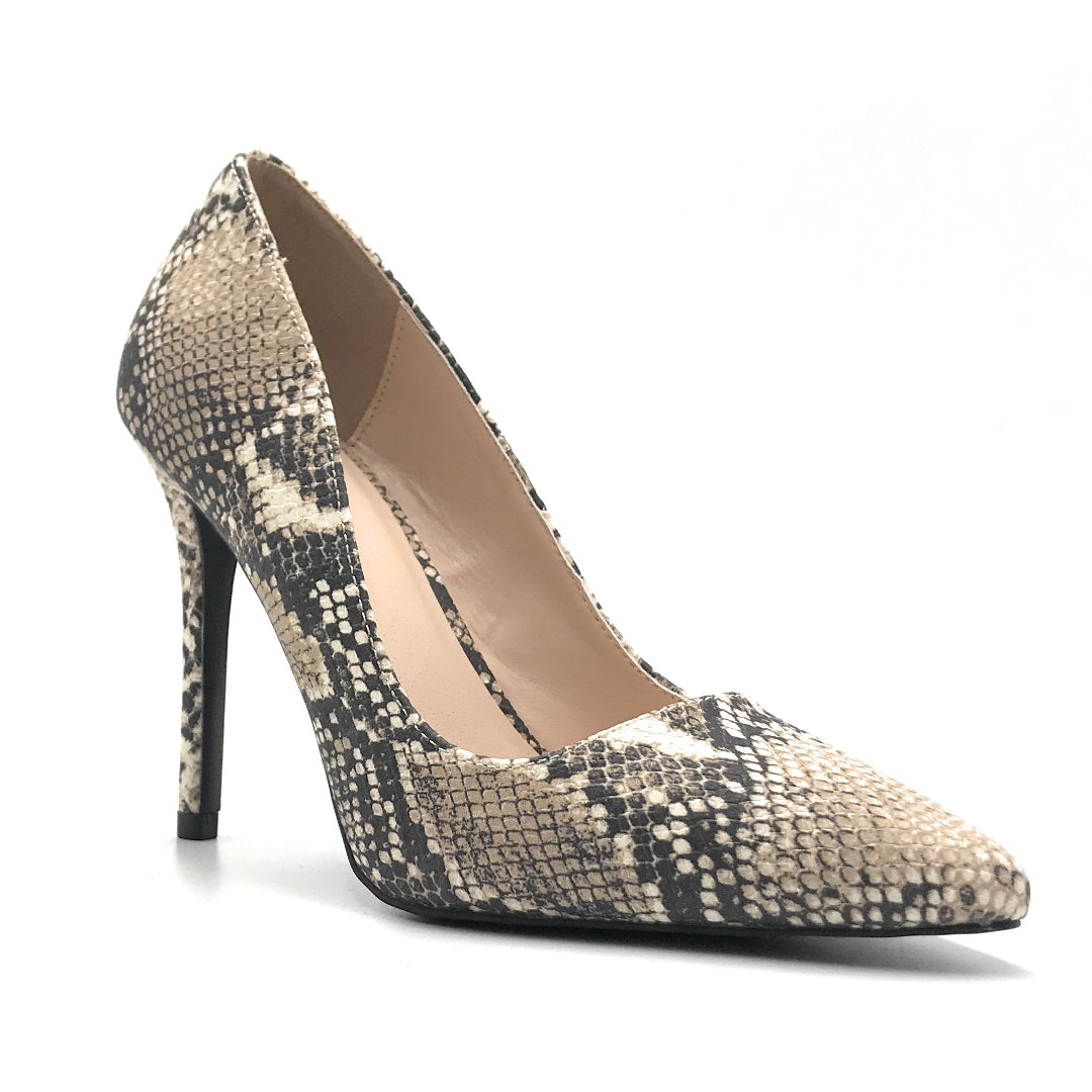 qupid pointed high heeled shoes