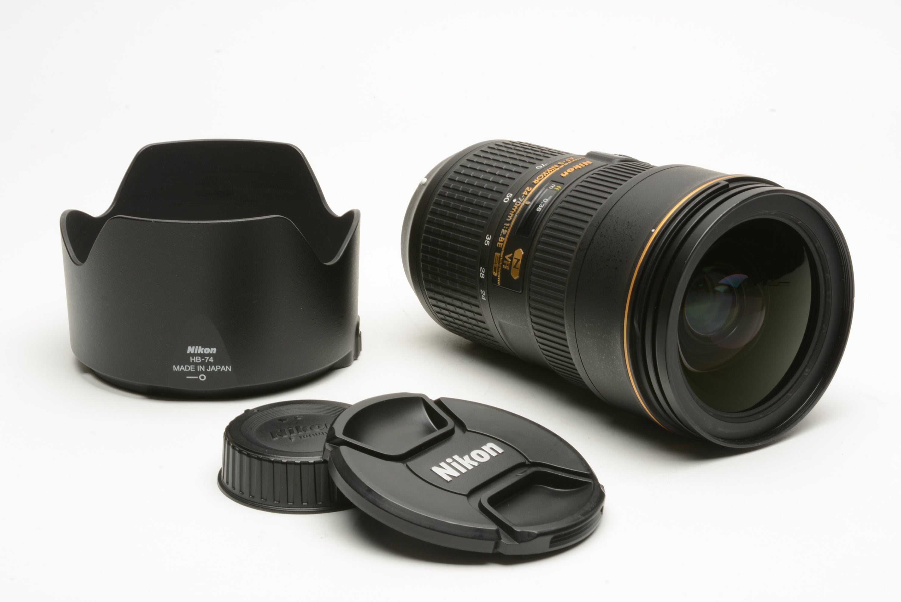 Olympus G.Zuiko Auto-W 35mm f2.8 wide lens for M42 Mount, case