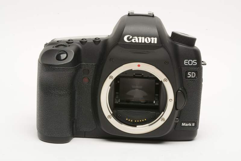 Canon EOS 5D Mark II ボディ Canon EOS 5D Mark II Body, 2 Batts+charger 38,322 Acts, tested