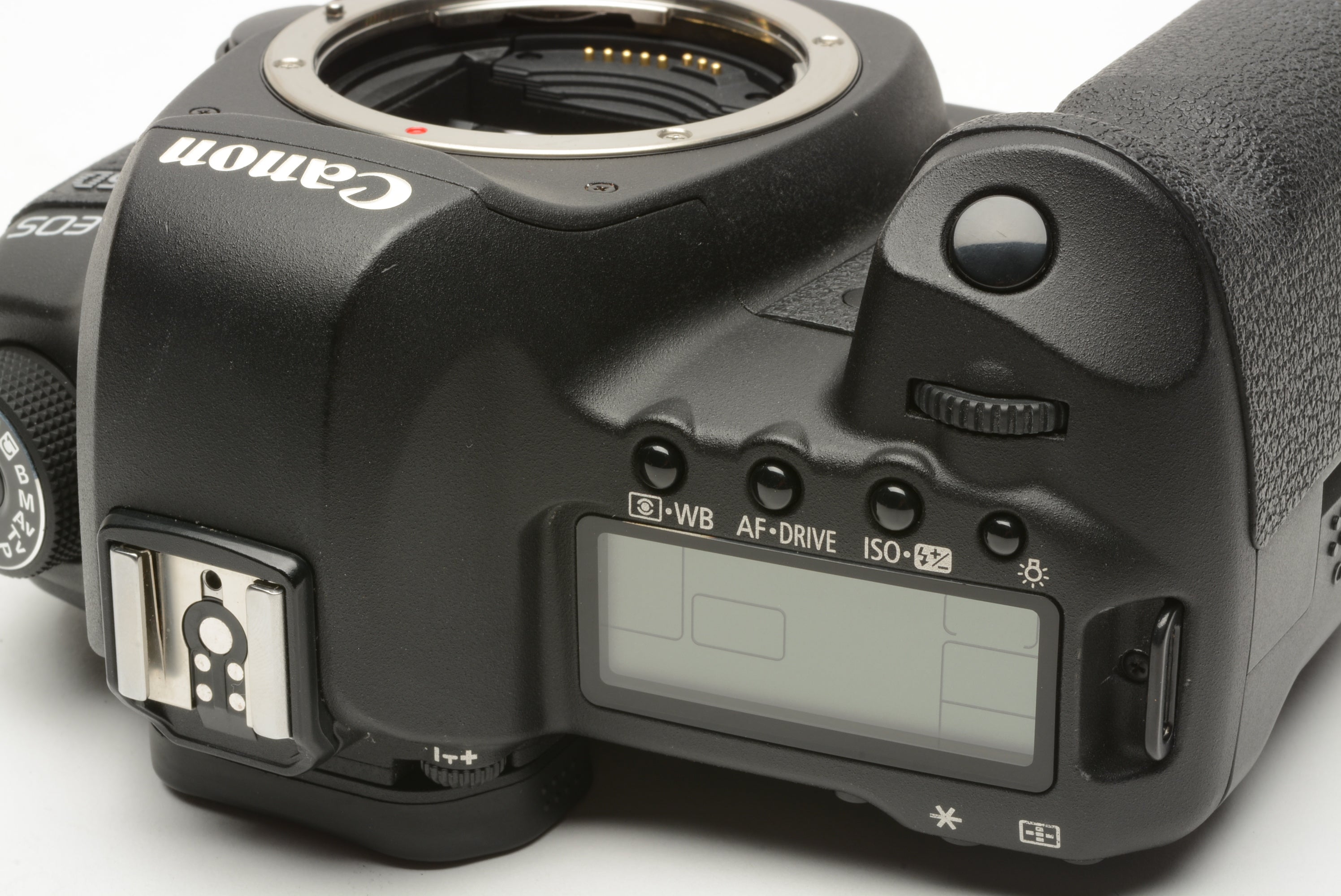 Canon EOS 5D Mark II Body, 2 Batts+charger 38,322 Acts, tested