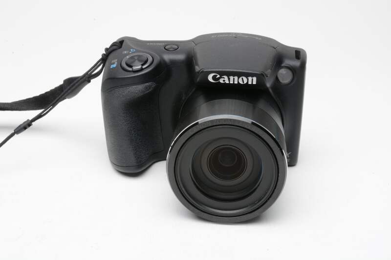 Canon SX420 IS Digital Point&Shoot camera, case, 2batts, charger