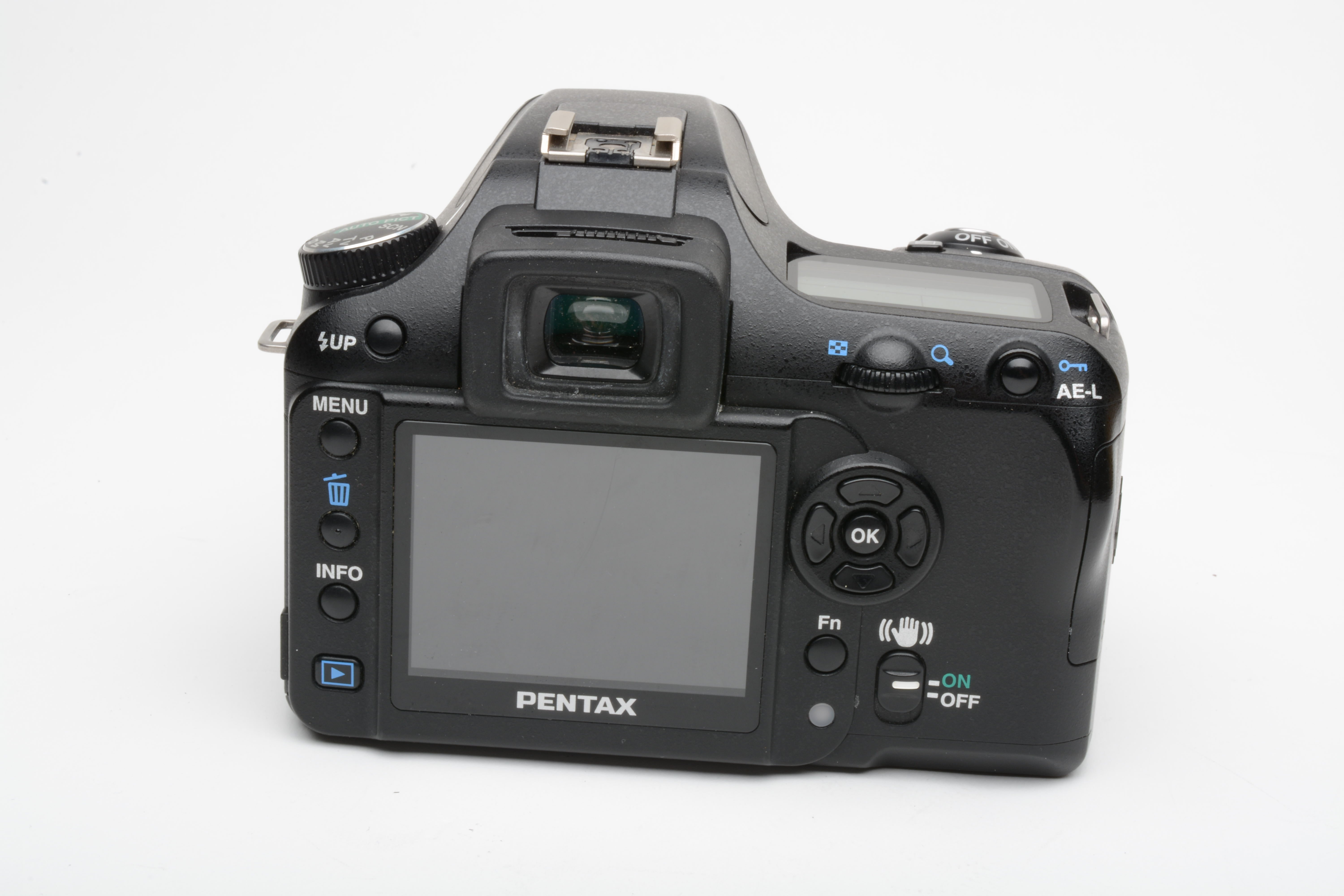 Pentax K100D DSLR w/18-55mm f3.5-5.6 zoom, manuals, book, strap