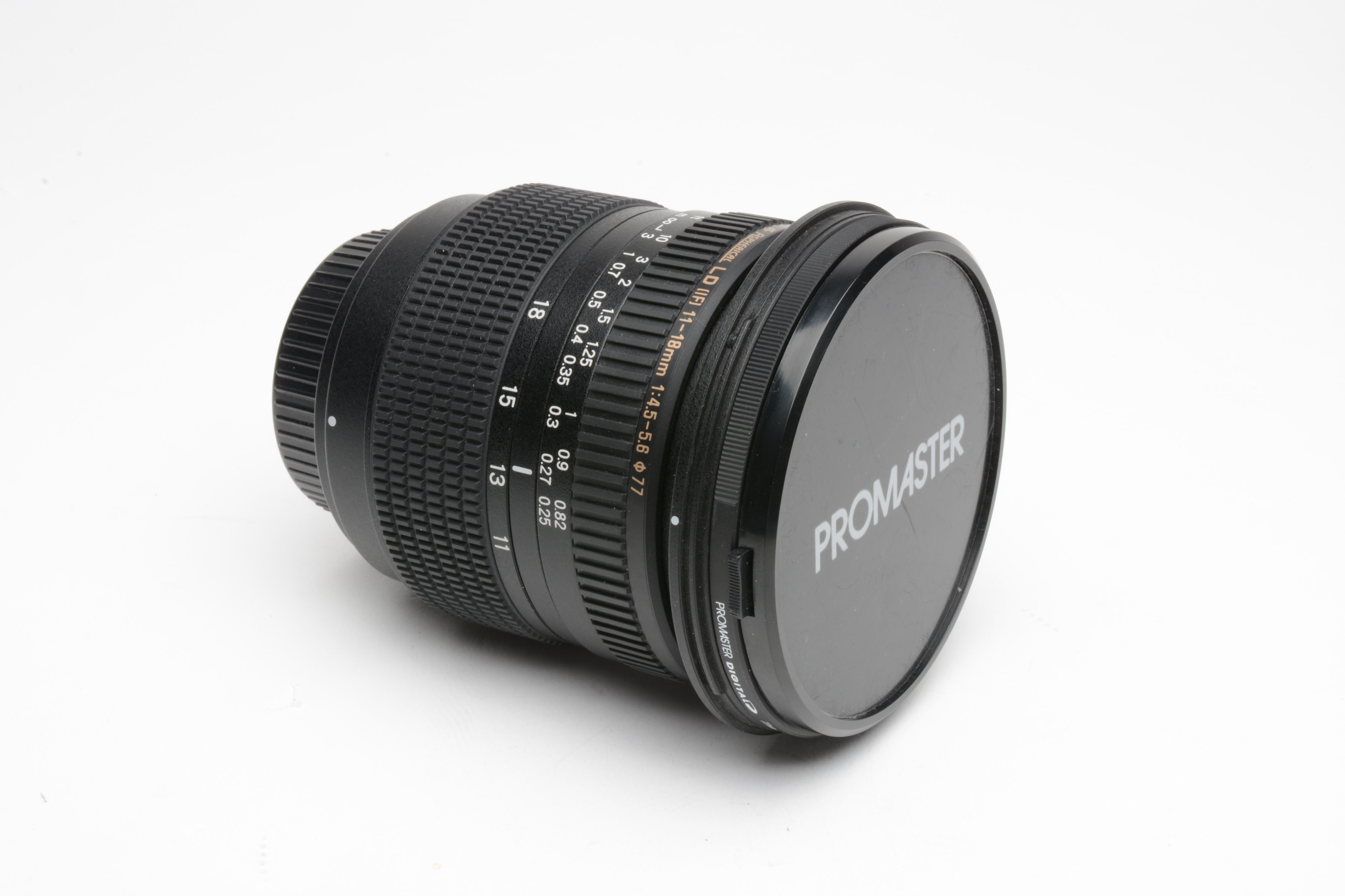 Tamron AF 11-18mm f4.5-5.6 Di-II LD Aspherical IF Lens Nikon, caps
