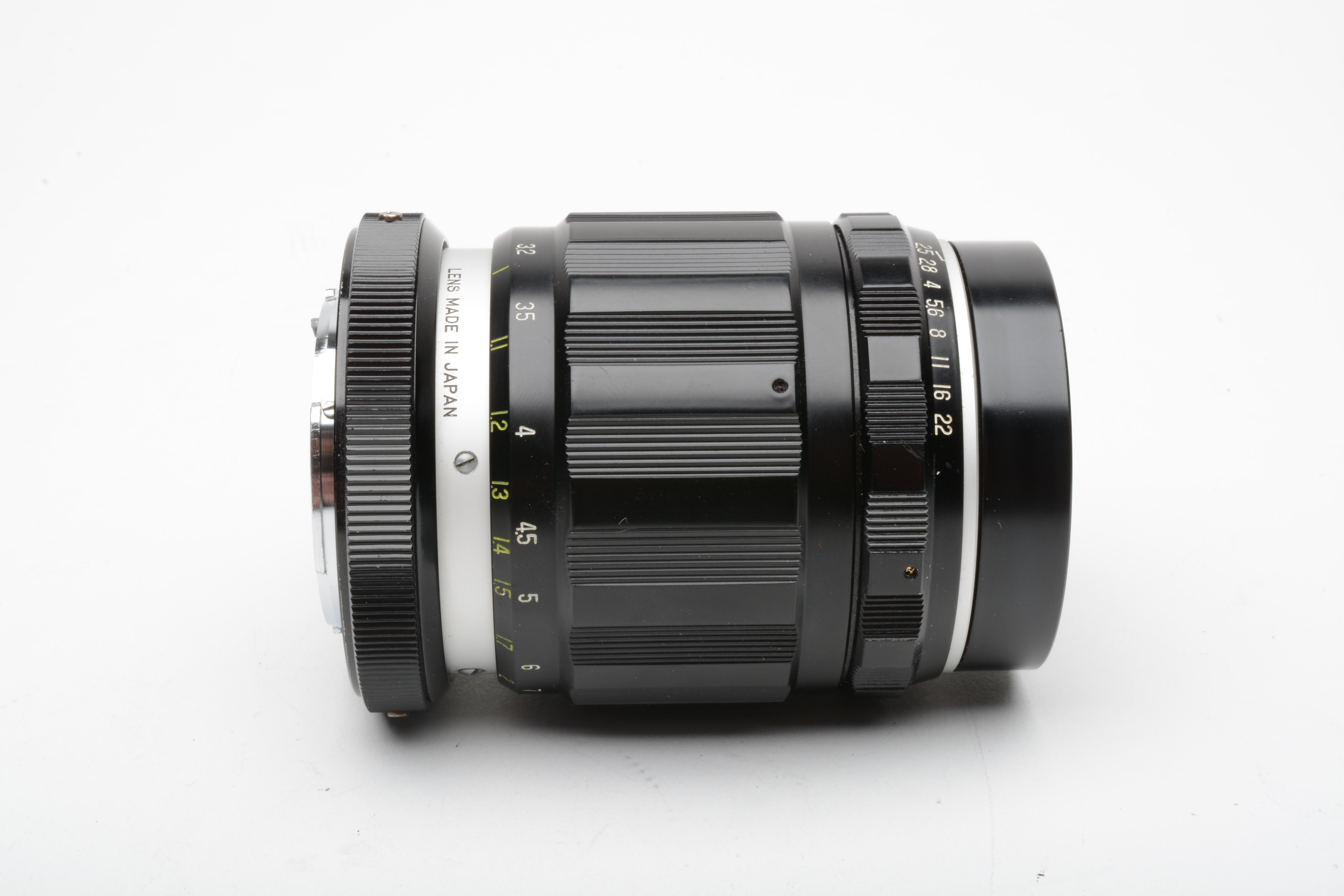 Sankyo Kohki Super Komura 100mm f2.5 lens Nikon F mount, clean