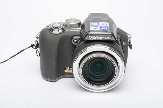 Olympus SP-550UZ IS 7.1MP Digital Point&Shoot camera, 128MB XD