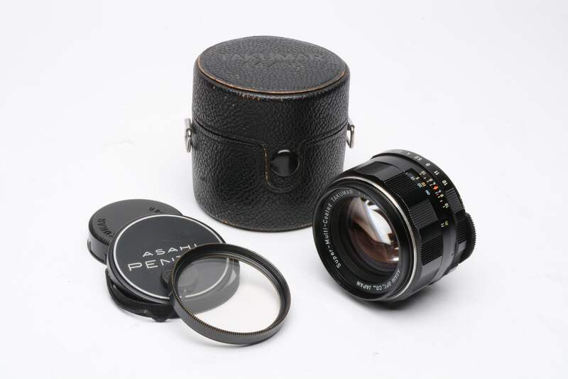Pentax Takumar Super Multi Coated 50mm f1.4 M42 mount lens, w/Case