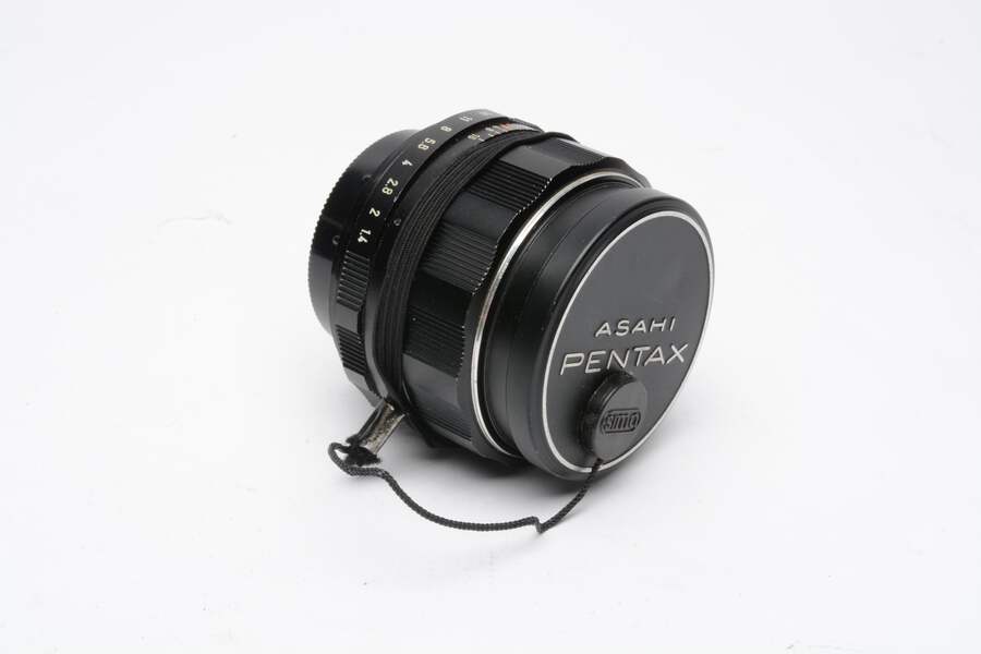 Pentax Takumar Super Multi Coated 50mm f1.4 M42 mount lens, w/Case