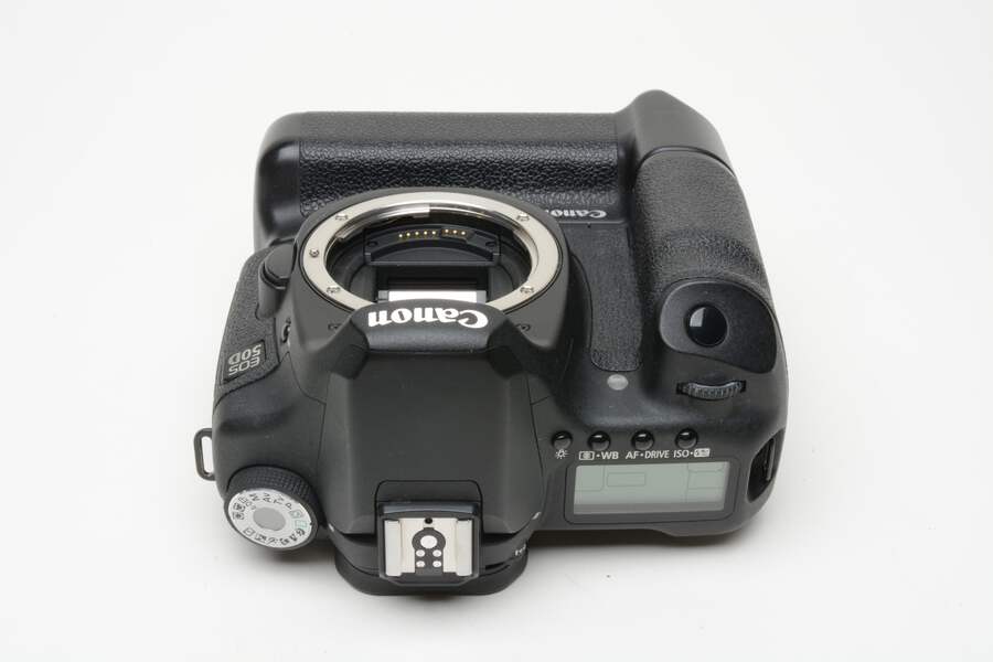 Canon EOS 50D DSLR Body w/BG-E2N Grip, 2Batts, charger, strap