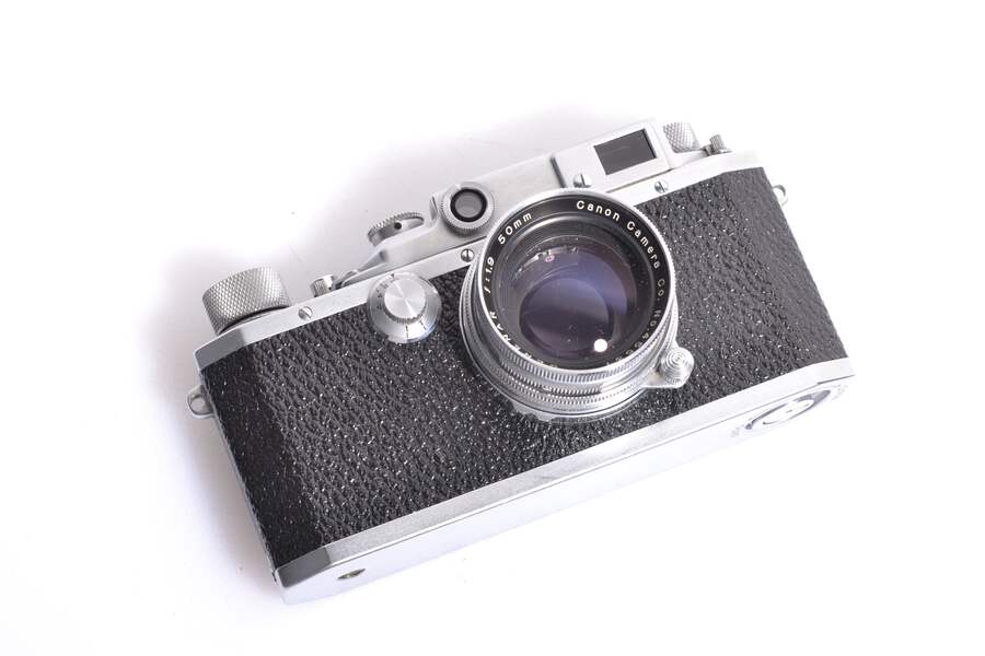 Canon III 35mm Rangefinder camera w/Serenar 50mm f1.9 lens+case+