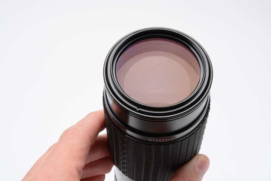 Sigma 75-250mm f4-5.6 Telephoto zoom lens Minolta MD Mount, Caps