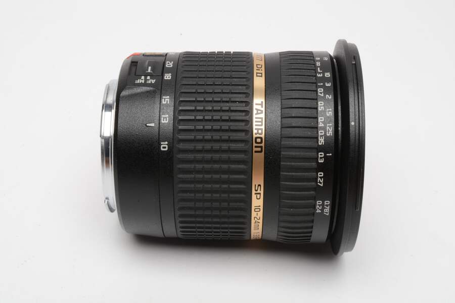 Tamron SP 10-24mm f3.5-4.5 Di II wide zoom for Canon EF, caps