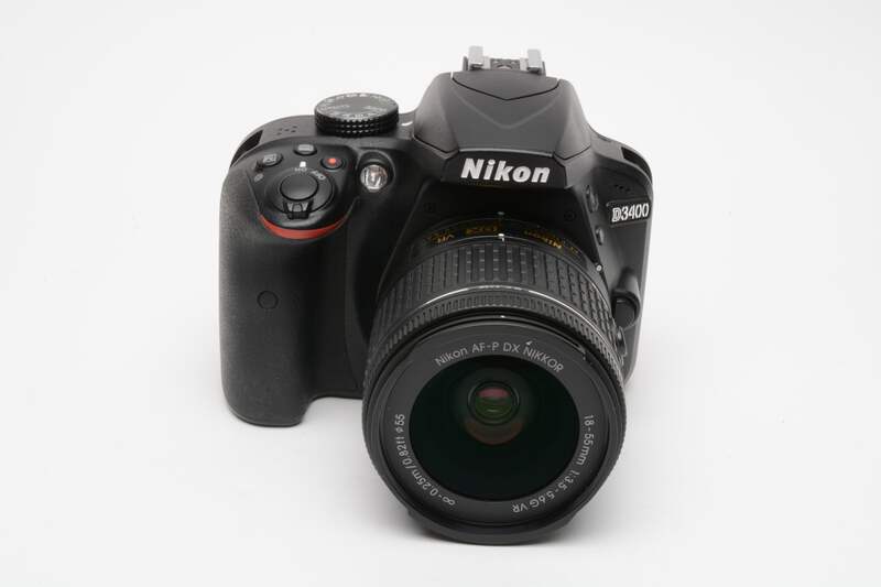 Nikon D3400 DSLR w/18-55mm f/3.5-5.6 Lens, 2batts, charger, manual