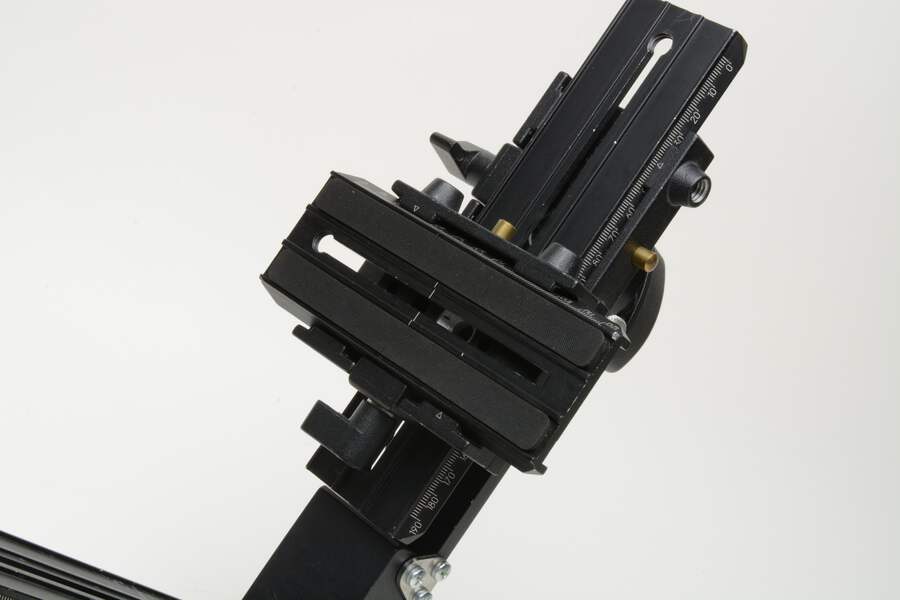 Manfrotto 303SPH Multi Row panoramic tripod head, clean, smooth