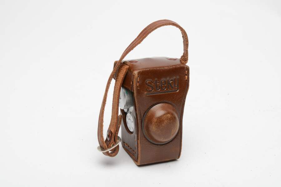 千早 SteKy 16mmフィルムカメラ 木製ケース付き Stecky Model II 16mm camera w/case & filter, works!, clean | eBay