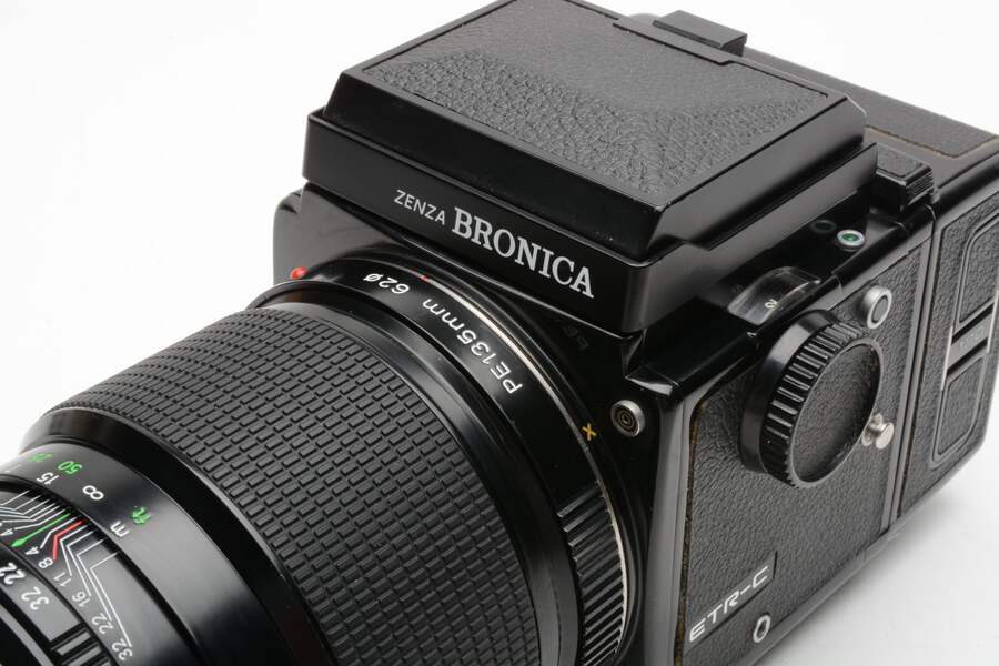 Bronica ETR-C Medium Format w/135mm f2.8 lens, WLF, Good seals