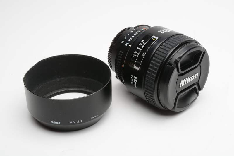 PT　Nikon AF NIKKOR 85mm F1.8　HN-23 Amazon.com : Nikon 85mm f/1.8D Auto Focus Nikkor Lens for Nikon