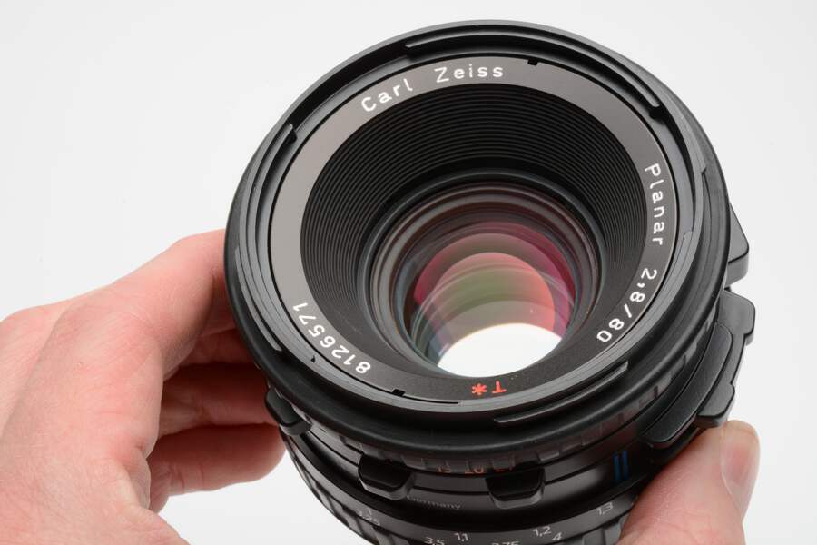 Hasselblad Carl Zeiss CFE 80mm f2.8 T* Planar Lens, Caps, Mint- | eBay