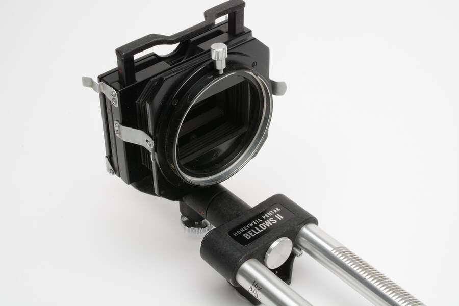 Asahi Honeywell Pentax Bellows II with Slide Copier for M42 Camera