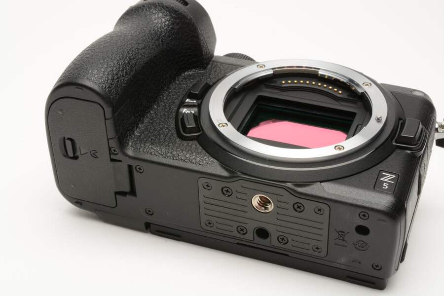 Nikon Z5 body, Boxed, USA version, 2Batts +64GB SD card, Only 2184