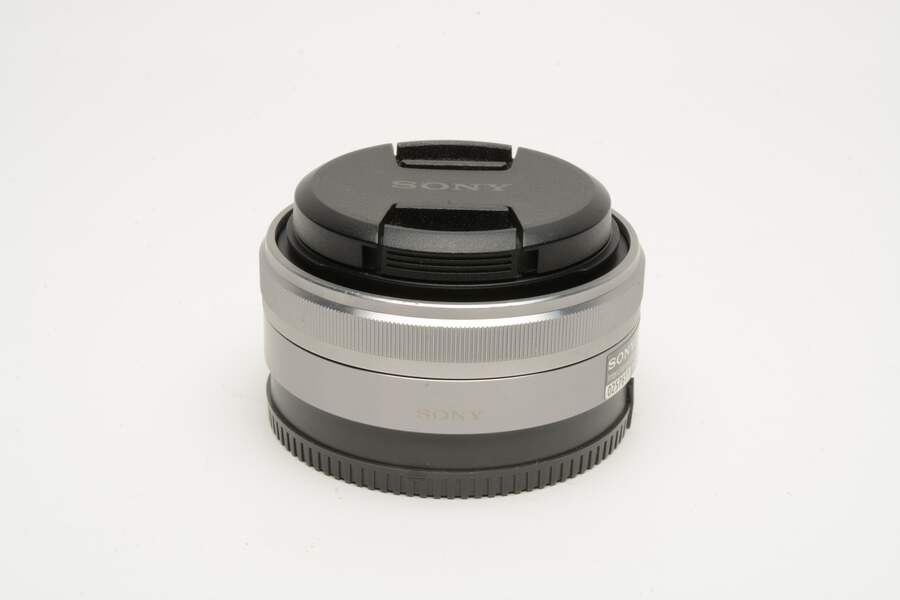 Sony 16mm f2.8 SEL16F28 wide angle E-mount lens, Caps, Great! | eBay