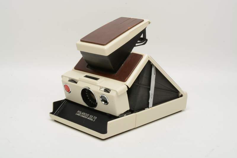 Polaroid SX70 Model 2 White/Brown, Film tested | eBay