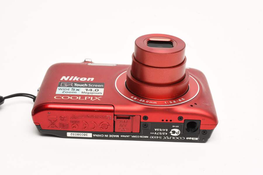 Nikon Coolpix S4100 14MP Digital Point&Shoot camera (Red), Boxed