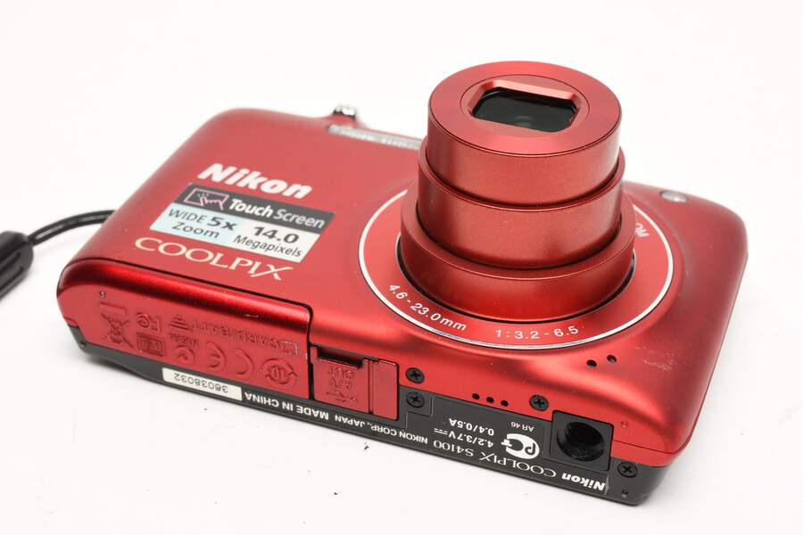 Nikon Coolpix S4100 14MP Digital Point&Shoot camera (Red), Boxed