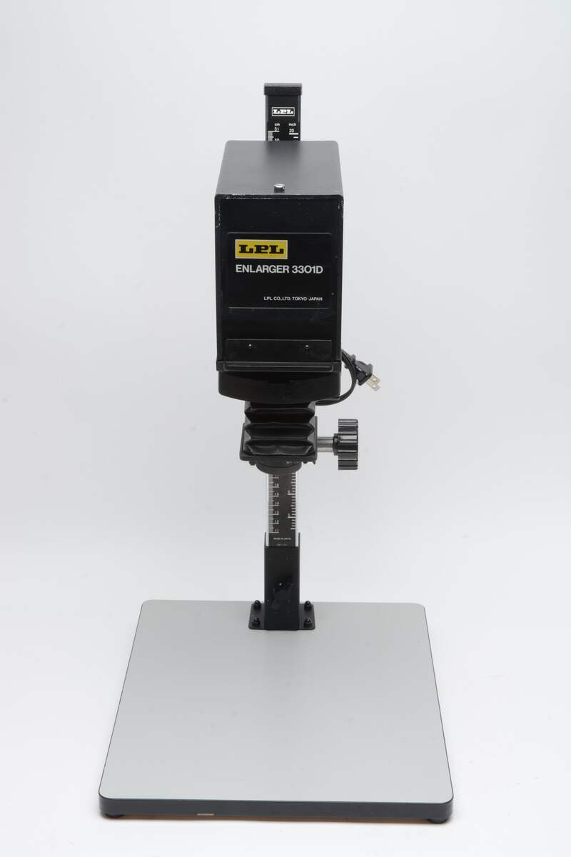 LPL 3301D B&W Condenser Enlarger w/ 50mm f3.5 Lens, Clean! *Read