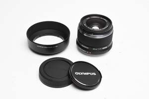 Olympus M. Zuiko Digital 25mm f1.8 Micro 4/3, Hood, Caps, Mint- | eBay