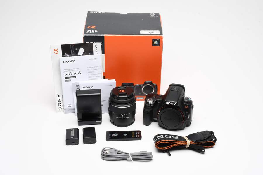 Sony A55 DSLR w/18-55mm f3.5-5.6, 2X batts+charger+remote, Box