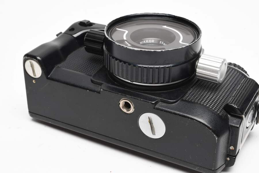 Nikon Nikonos IV-A w/35mm f2.5 lens, Good, tested | eBay