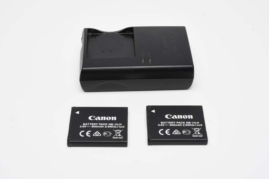 Canon PowerShot black SX410 IS digital Point&Shoot w/2batts + Case