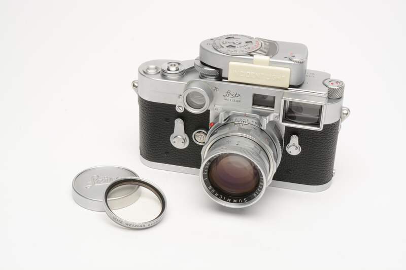 Leica M3 DS w/50mm f2 Summicron, Goggles, UV, MC Meter, CLA'd, 6M